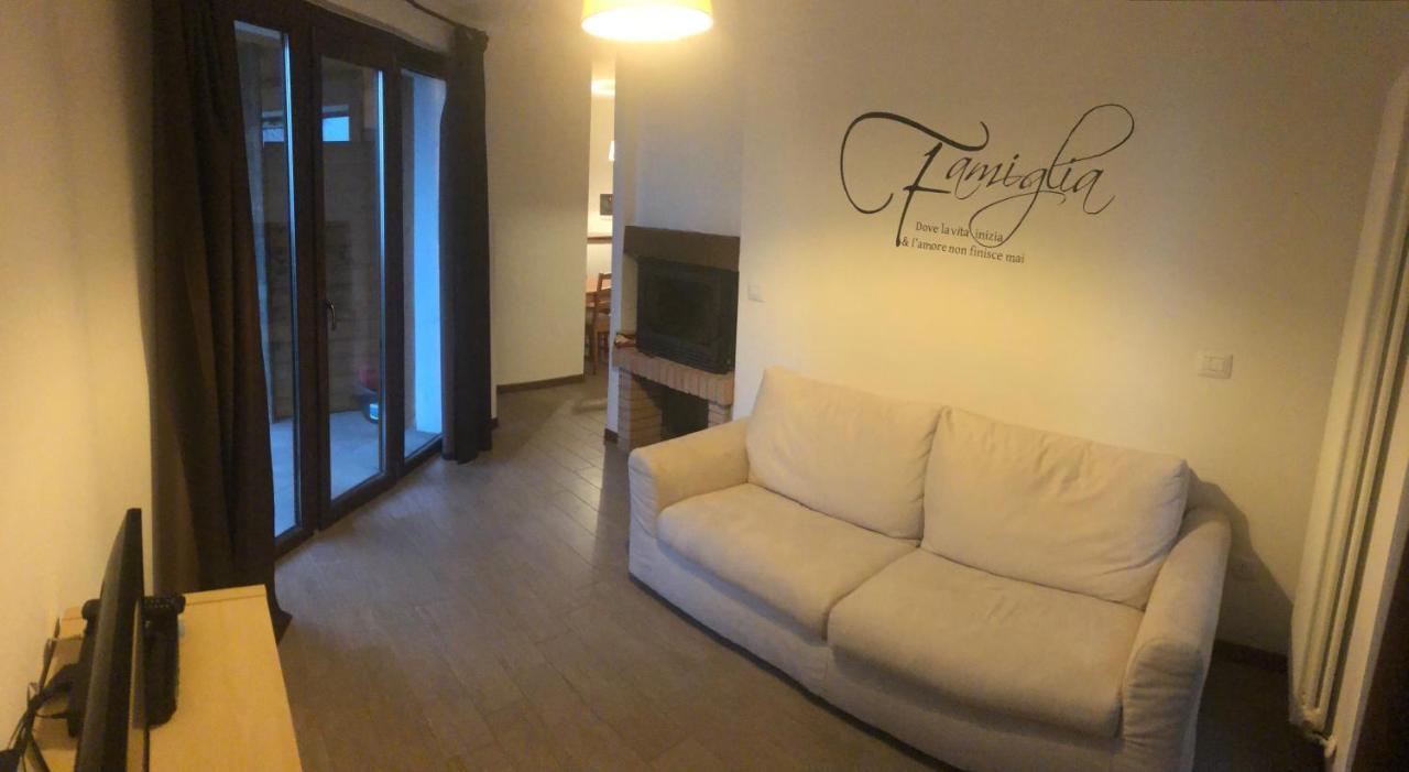 Albergo Bertocchi Collagna Kültér fotó