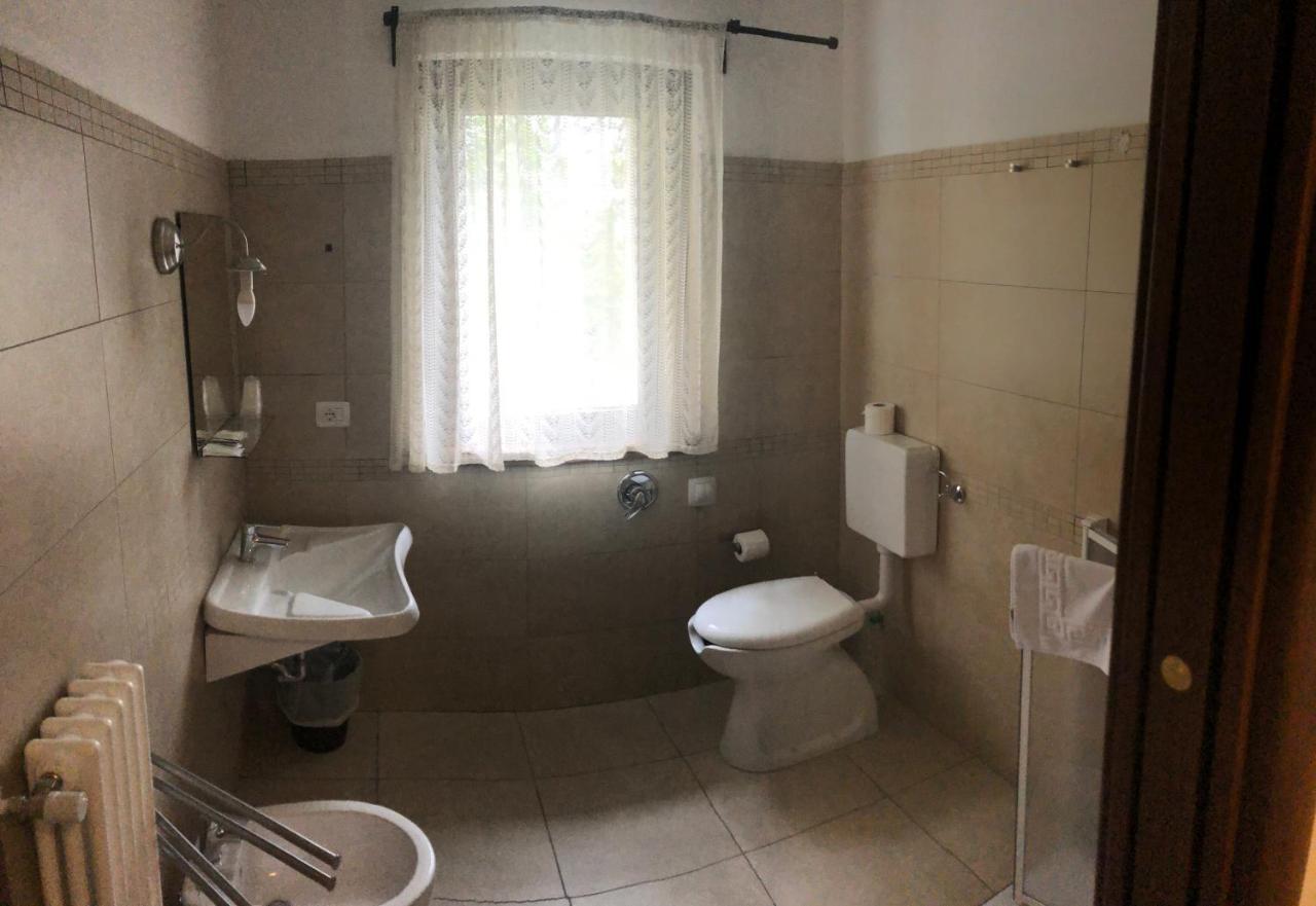 Albergo Bertocchi Collagna Kültér fotó